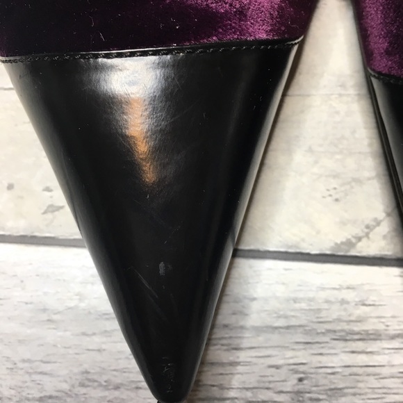 Gorgeous Prada Purple velvet Heels - Picture 8 of 8